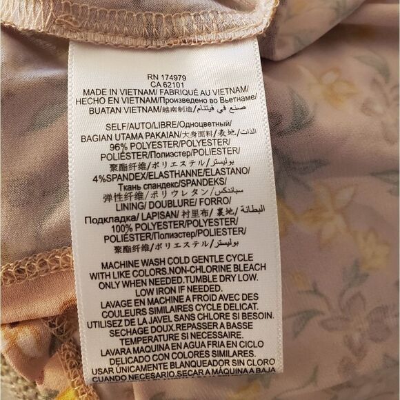 BCBGeneration Floral Spaghetti Strap Wrap Dress size XXS in Pink - NEW - Picture 13 of 13